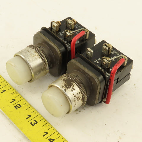 Allen Bradley 800T-PT16 600V Push Button Illuminated White Lot Of 2