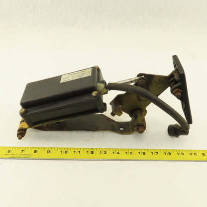 Caterpillar 091-7466 Accelerator Control Assembly W/Pedal From a M350 Forklift