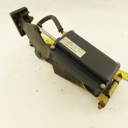 Caterpillar 091-7466 Accelerator Control Assembly W/Pedal From a M350 Forklift