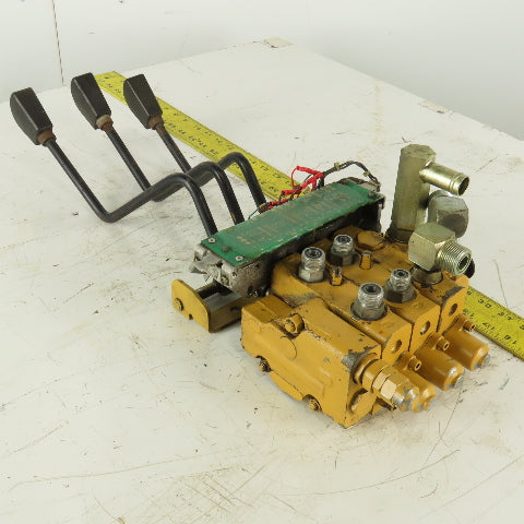 Caterpillar Mast Hydraulic Spool Valve Hand Control  From a M350 Forklift