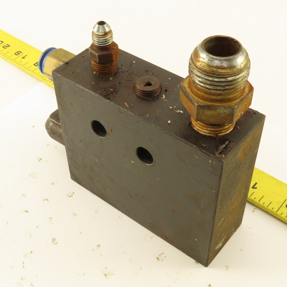 Steel Manifold Block 6 Port Right Angle Flow Pattern 1/2" 1/4" Ports