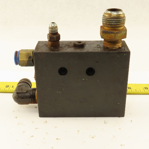 Steel Manifold Block 6 Port Right Angle Flow Pattern 1/2" 1/4" Ports