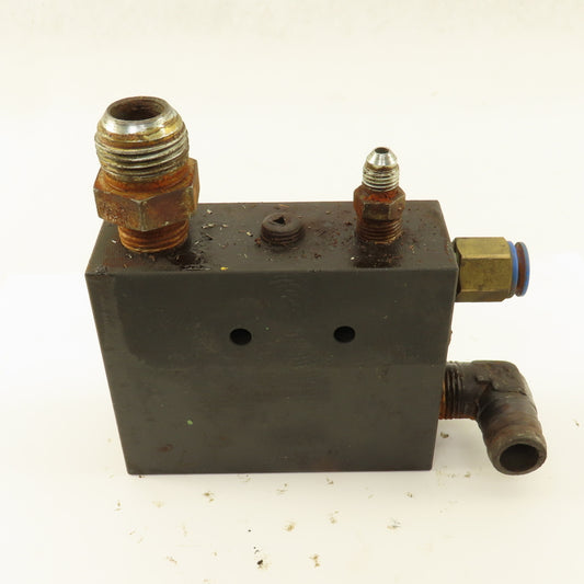 Steel Manifold Block 6 Port Right Angle Flow Pattern 1/2" 1/4" Ports