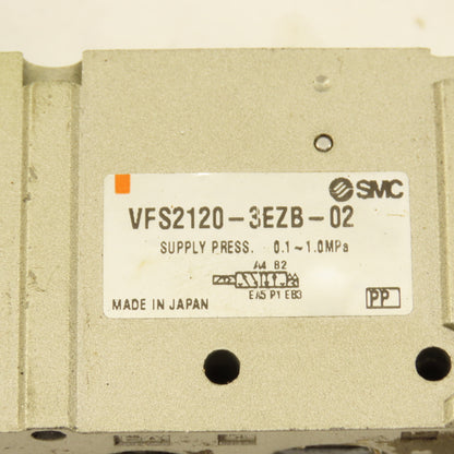 SMC VFS2120-3EZB-02 Pneumatic Air Solenoid Valve 135V 60Hz