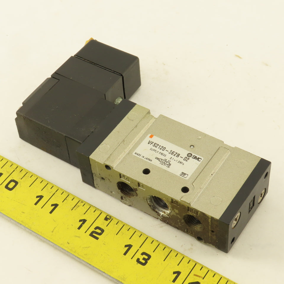 SMC VFS2120-3EZB-02 Pneumatic Air Solenoid Valve 135V 60Hz