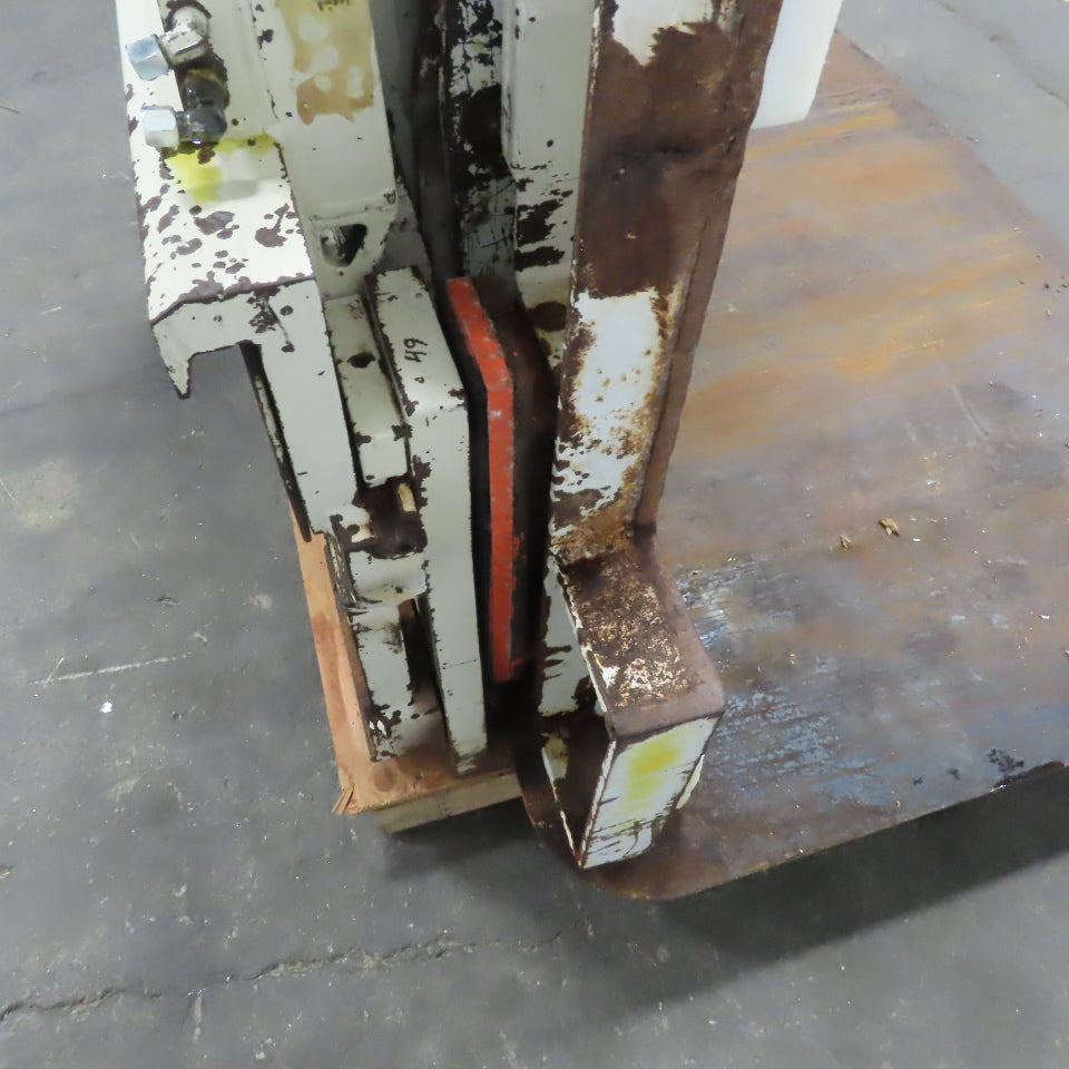 Cascade 4500Lb Capacity Forklift Attachment Load Slide Off Pusher Bale Unloader