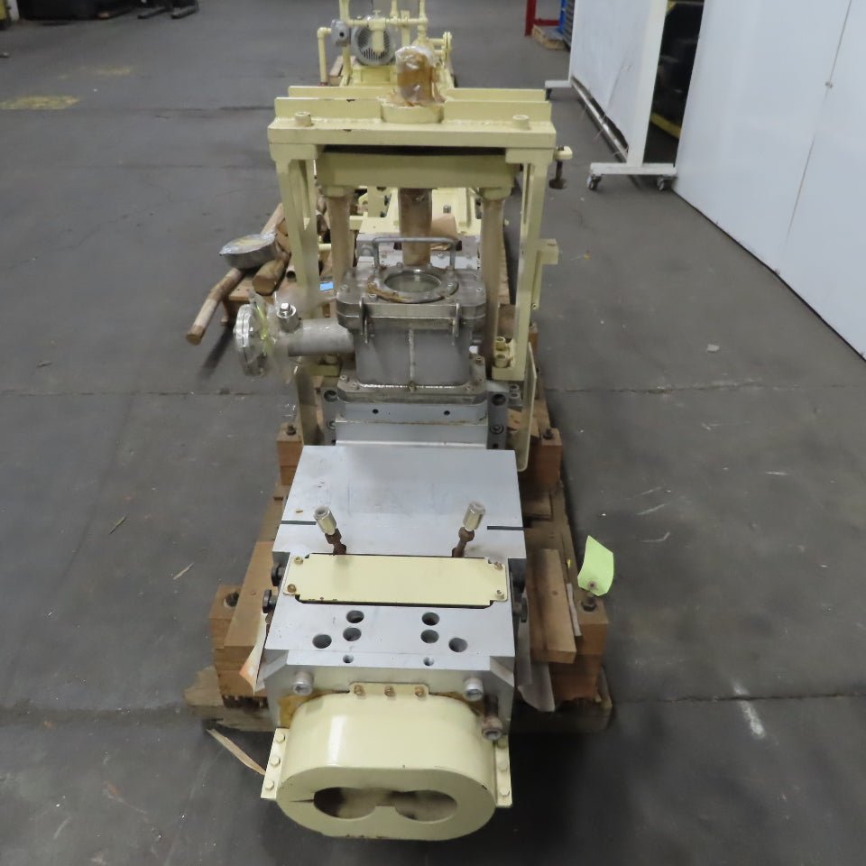 Japan Iron Works Type CIM 90P In-Line Continuous Intensive Mixer 850RPM 480V 3Ph