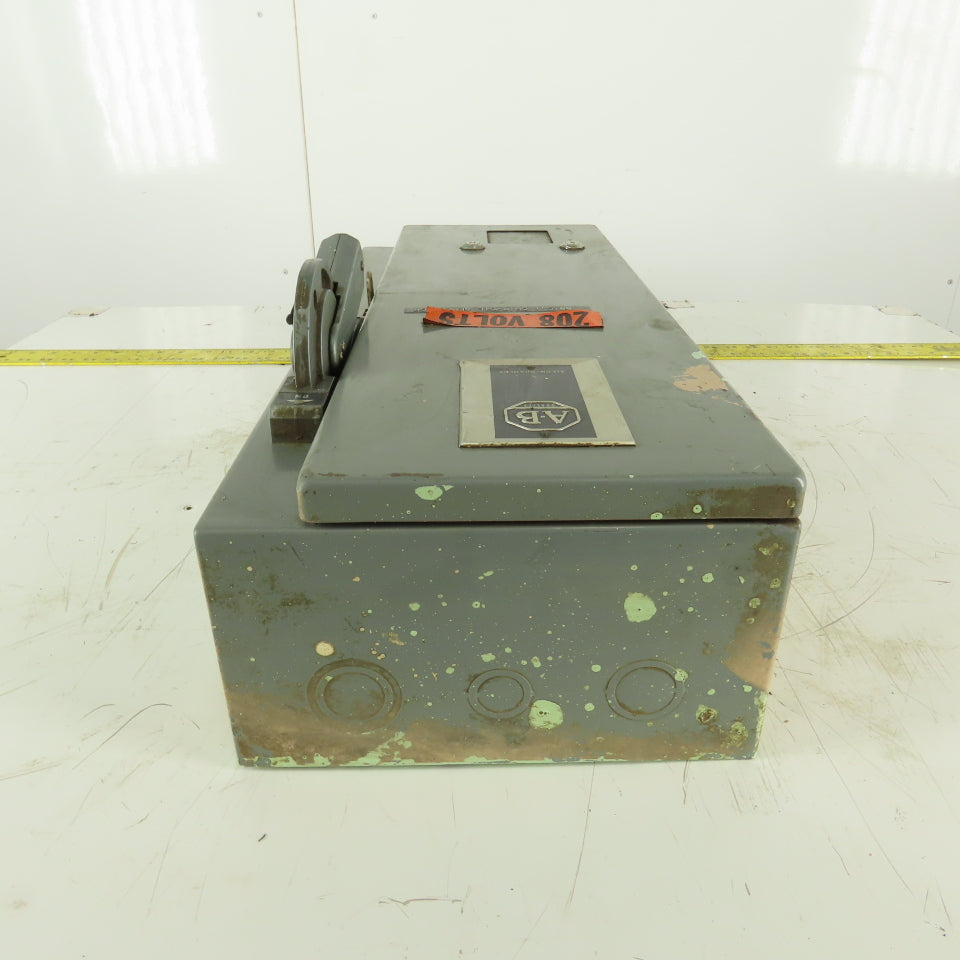 Allen Bradley 712-BAB245 600V 3Ph 10Hp MAX Combination Starter Disconnect 120V