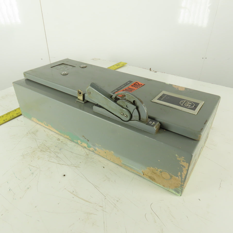Allen Bradley 712-BAB245 600V 3Ph 10Hp MAX Combination Starter Disconnect 120V