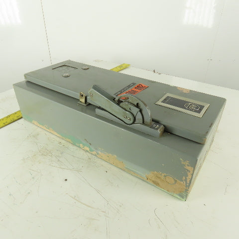 Allen Bradley 712-BAB245 600V 3Ph 10Hp MAX Combination Starter Disconnect 120V