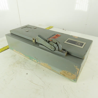 Allen Bradley 712-BAB245 600V 3Ph 10Hp MAX Combination Starter Disconnect 120V