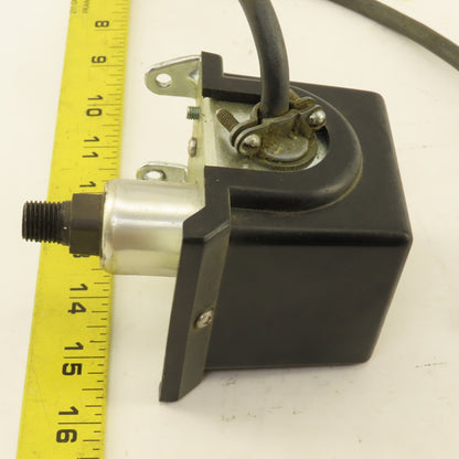 United Electric Controls H54-24 3-30PSI Range 600PSI MAX Pressure Switch