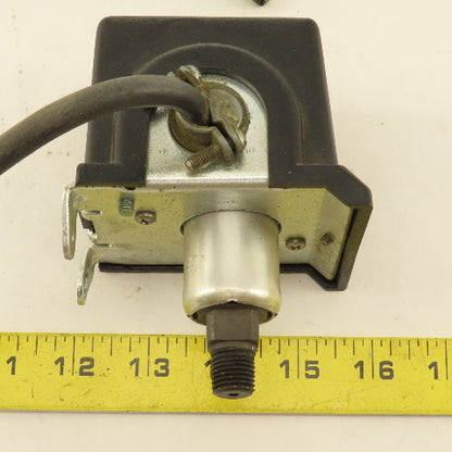 United Electric Controls H54-24 3-30PSI Range 600PSI MAX Pressure Switch
