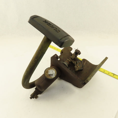 Clark 36/48VDC Forklift Hydraulic master Cylinder Assembly W/Pedal