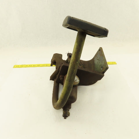 Clark 36/48VDC Forklift Hydraulic master Cylinder Assembly W/Pedal