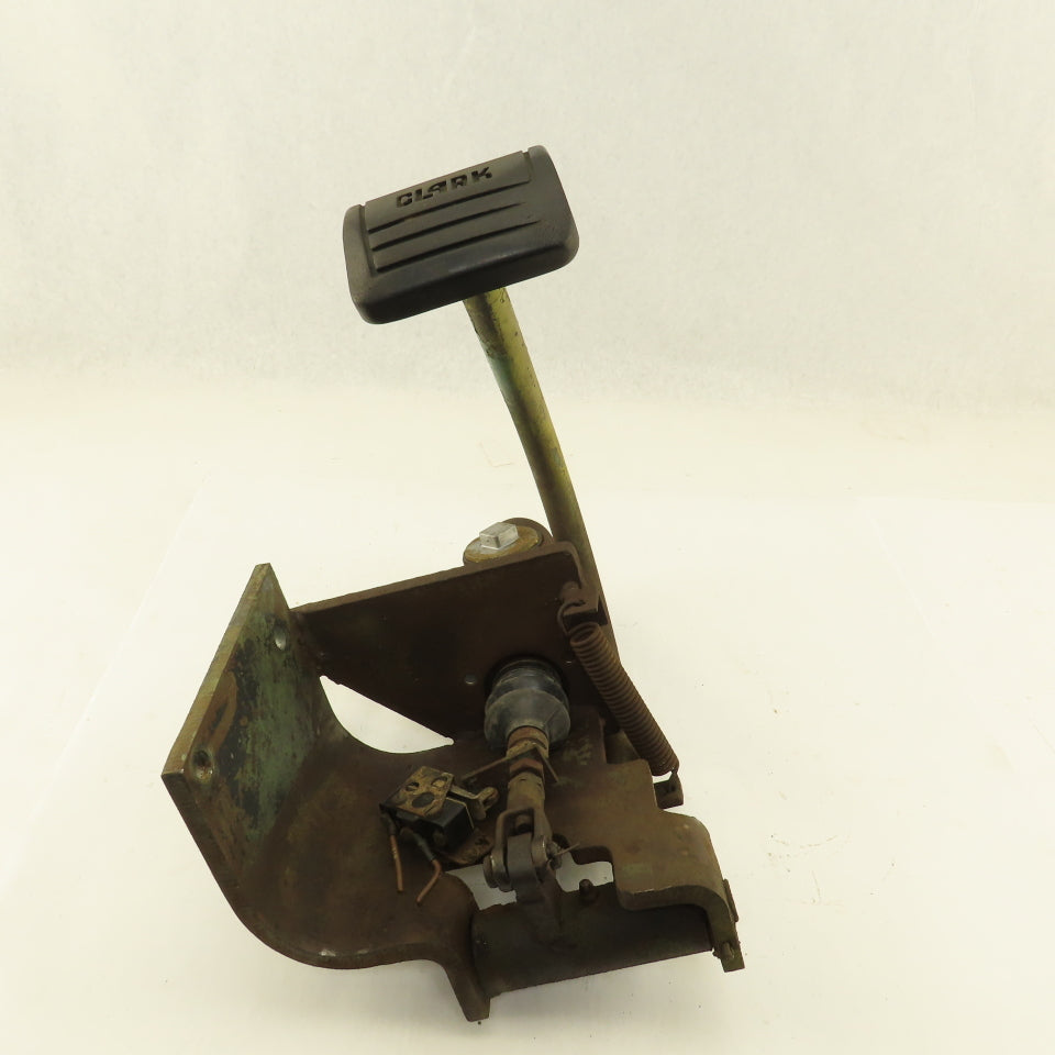 Clark 36/48VDC Forklift Hydraulic master Cylinder Assembly W/Pedal