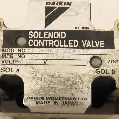 Daikin KS0-G02-2CA-30 Double Solenoid Hydraulic Valve 4/3 Way Closed 100V