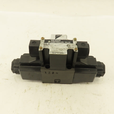 Daikin KS0-G02-2CA-30 Double Solenoid Hydraulic Valve 4/3 Way Closed 100V