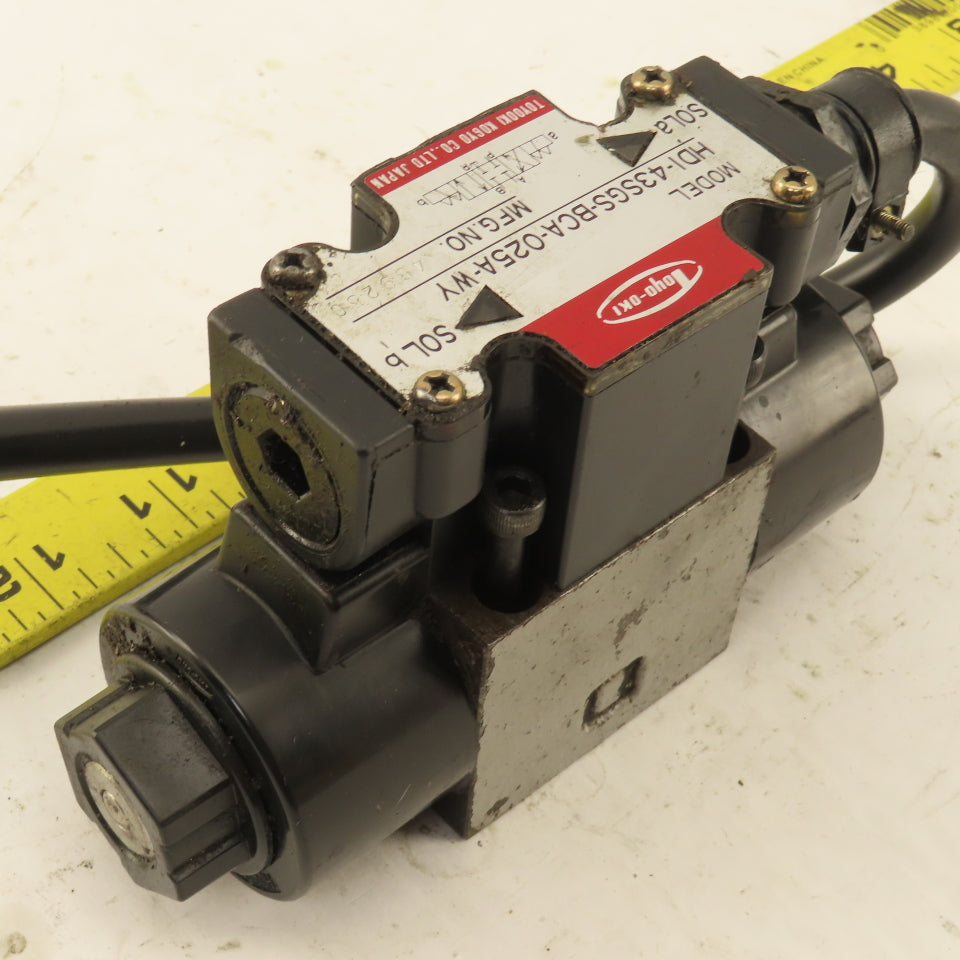Toyooki HDI-43SGS-BCA-025A-WY Double Solenoid Hydraulic Valve 4/3 Closed 100V