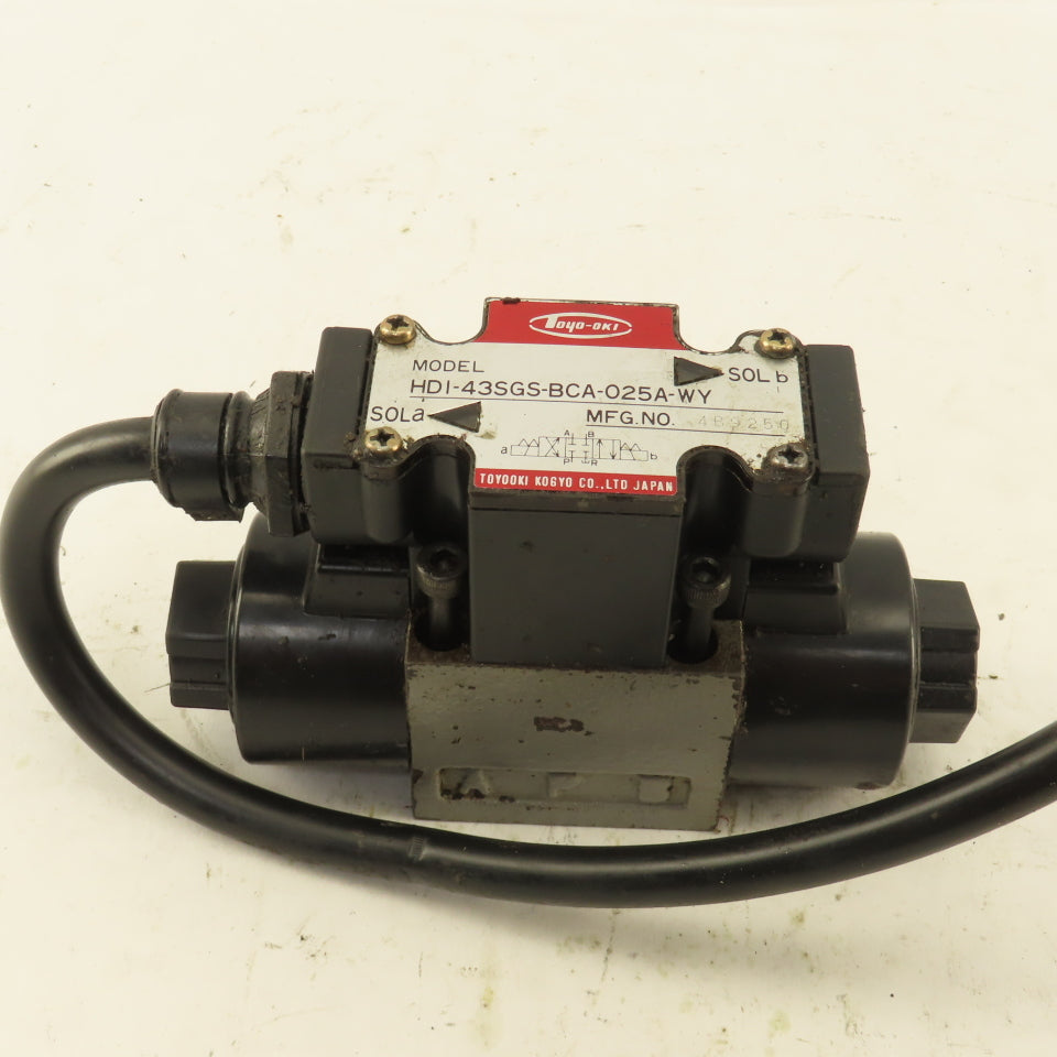 Toyooki HDI-43SGS-BCA-025A-WY Double Solenoid Hydraulic Valve 4/3 Closed 100V