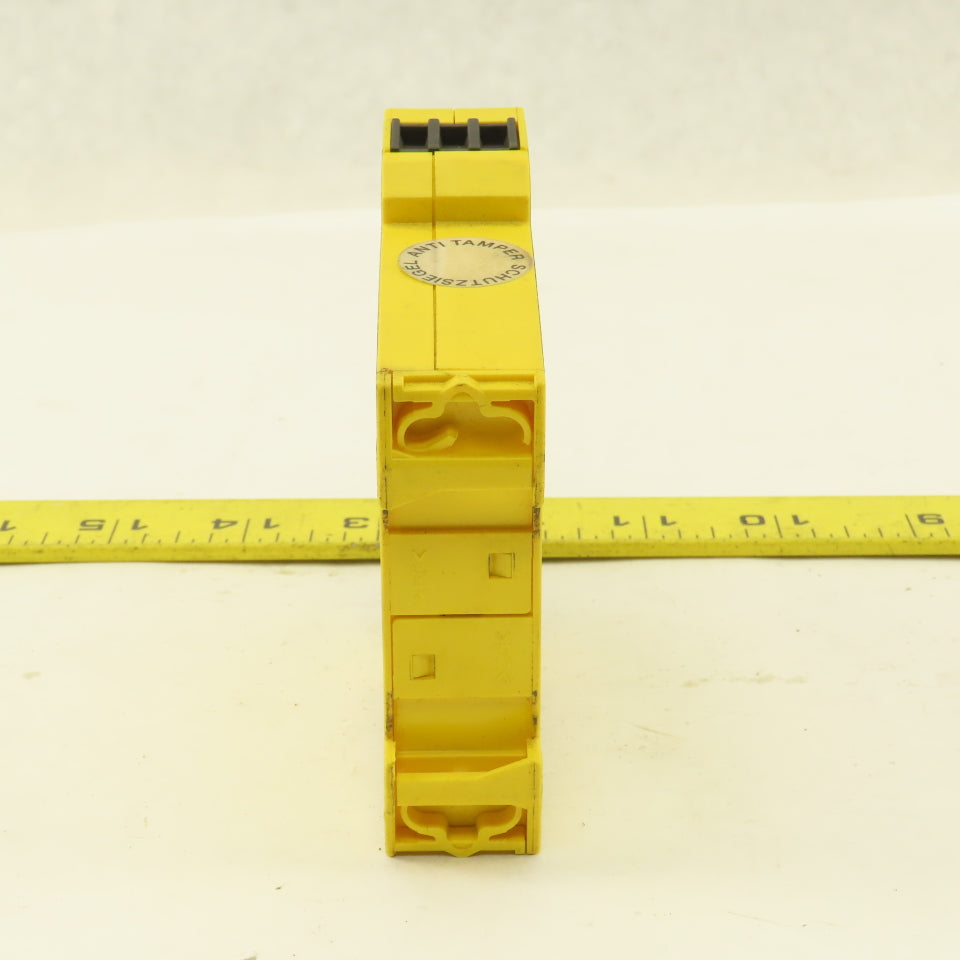 Sick UE23-2MF Safety Relay 24VDC