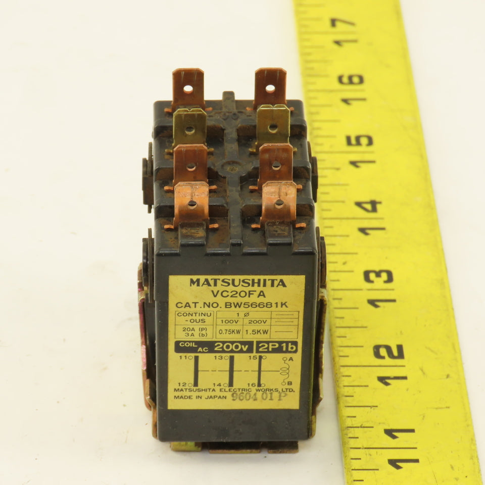 Matsushita BW56681K VC20FA 1Ph Plug In Relay 200V 1.5kW 200V Coil