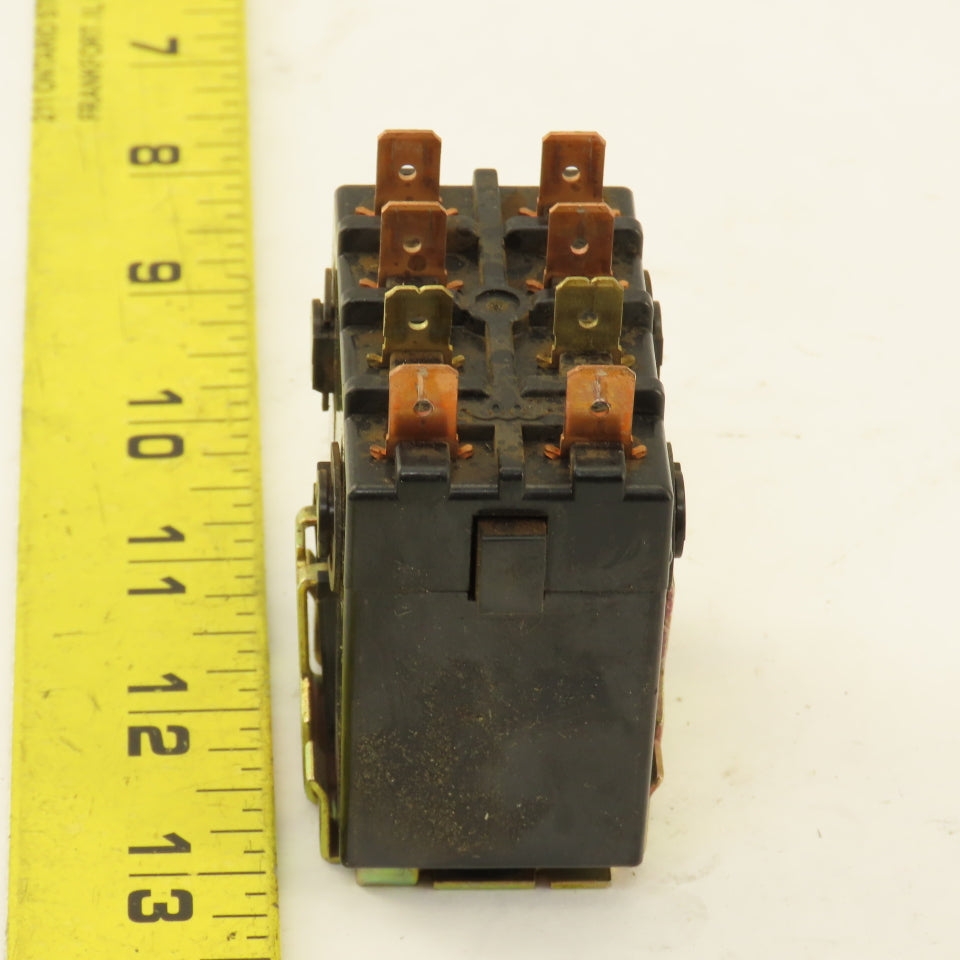 Matsushita BW56681K VC20FA 1Ph Plug In Relay 200V 1.5kW 200V Coil