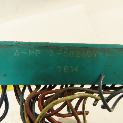 AMP 3-582307-1 47 Female Pin Edge Connector