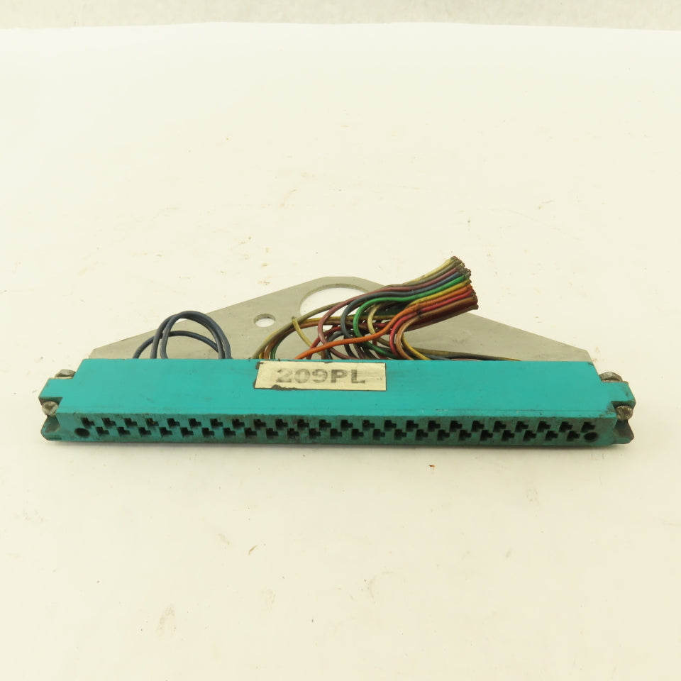AMP 3-582307-1 47 Female Pin Edge Connector