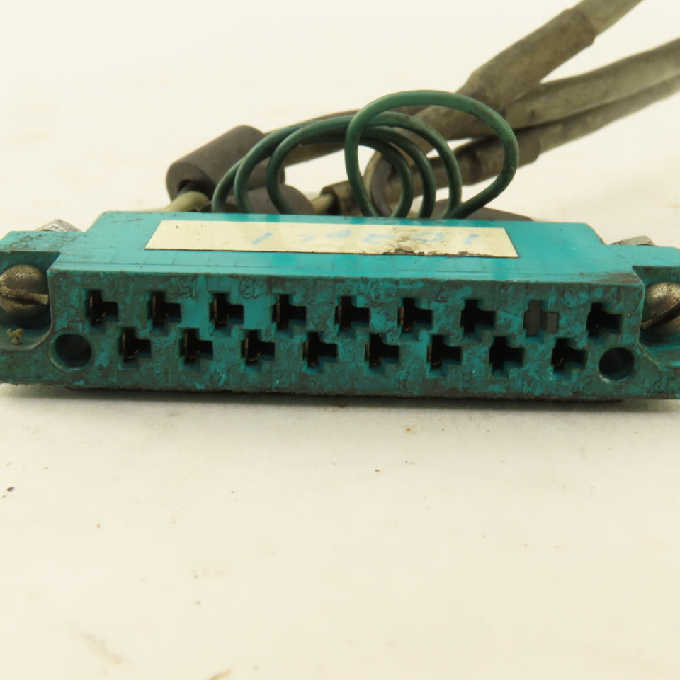 AMP 3-582151-1 17 Female Pin Edge Connector