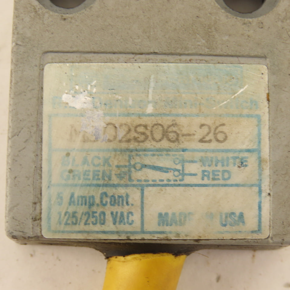 Telemecanique MS02S06-26 125/250VAC 5A Roller Plunger Limit Switch