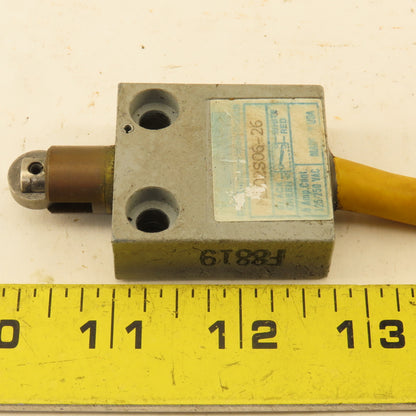 Telemecanique MS02S06-26 125/250VAC 5A Roller Plunger Limit Switch