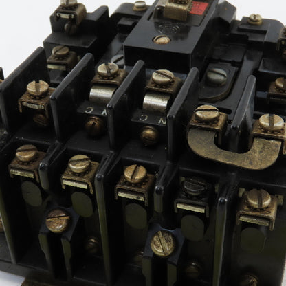 Allen Bradley 700-BR620A1 Contactor Relay 600V 10A 120V Coil