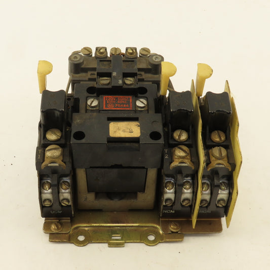 Allen Bradley 709-A0D103 600V 5Hp Contactor Size 0 Starter 120V Coil