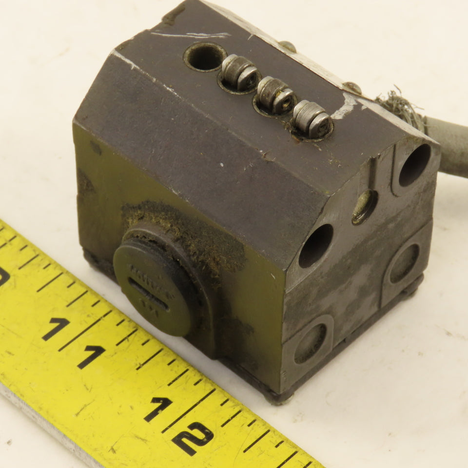 Balluff B4 R08-40-11 Mechanical Multiple Position Limit Switch 3 Way