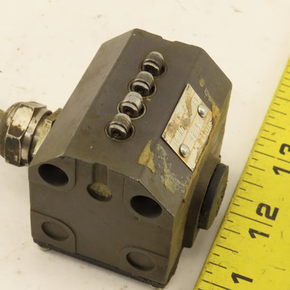 Balluff B4 R08-40-11 Mechanical Multiple Position Limit Switch 4 Way