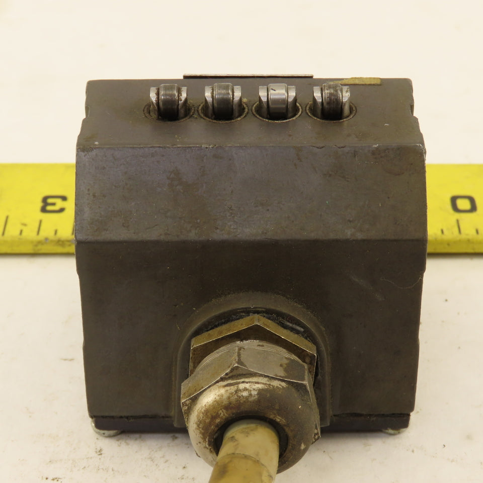 Balluff B4 R08-40-11 Mechanical Multiple Position Limit Switch 4 Way