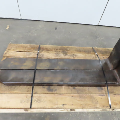 60" Full Taper Rod Pin Mount Forklift Forks 8"x3" 20,600 lb Cap Ea. for 4" Shaft