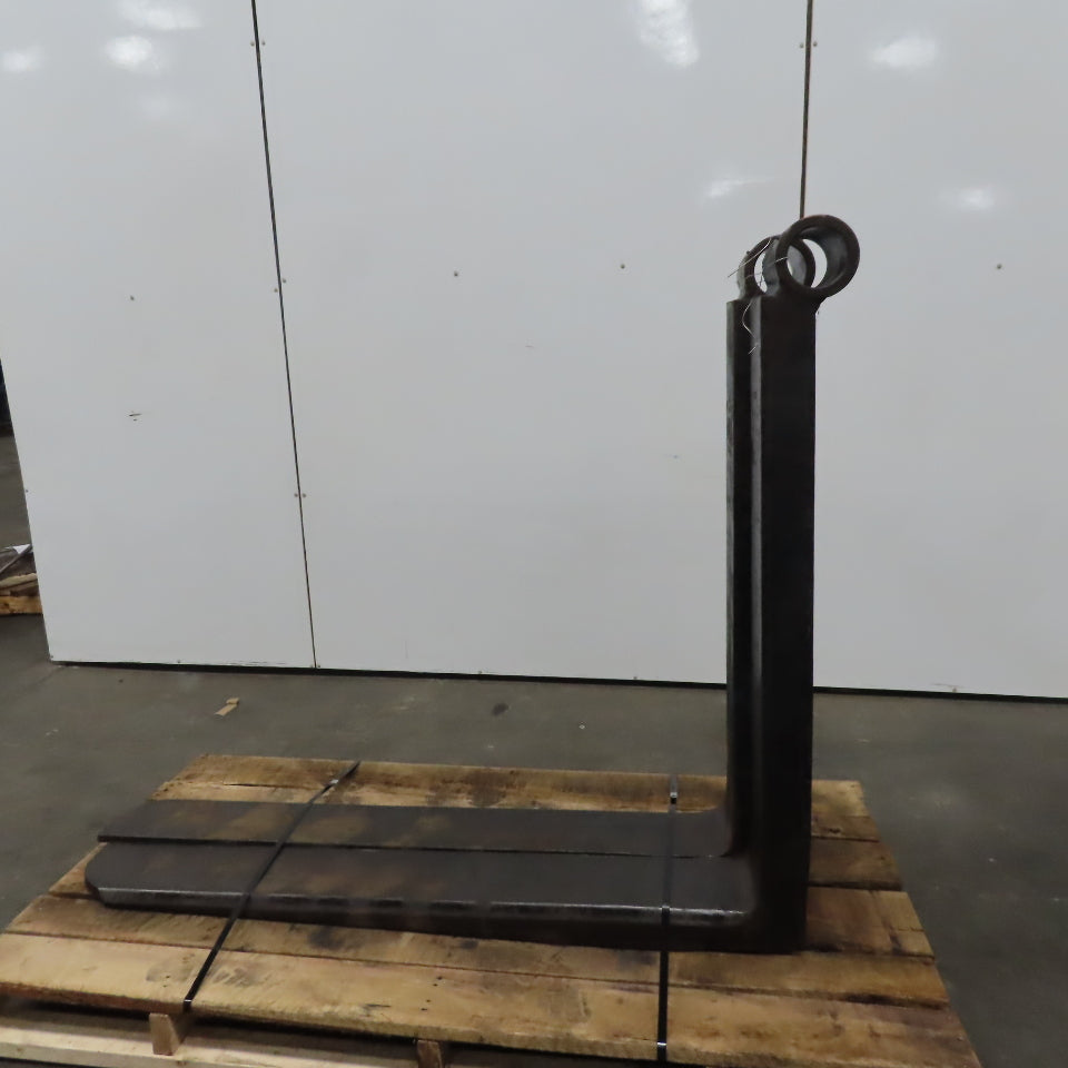 60" Full Taper Rod Pin Mount Forklift Forks 8"x3" 20,600 lb Cap Ea. for 4" Shaft