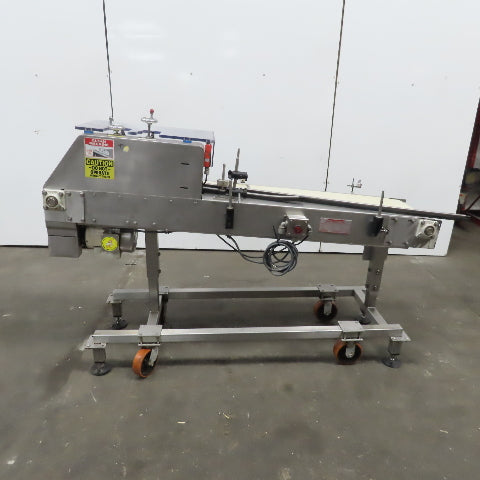 Incline Stainless Wash Down Slider Bed Conveyor 9-1/4" Belt 76"OAL W/Side Sealer