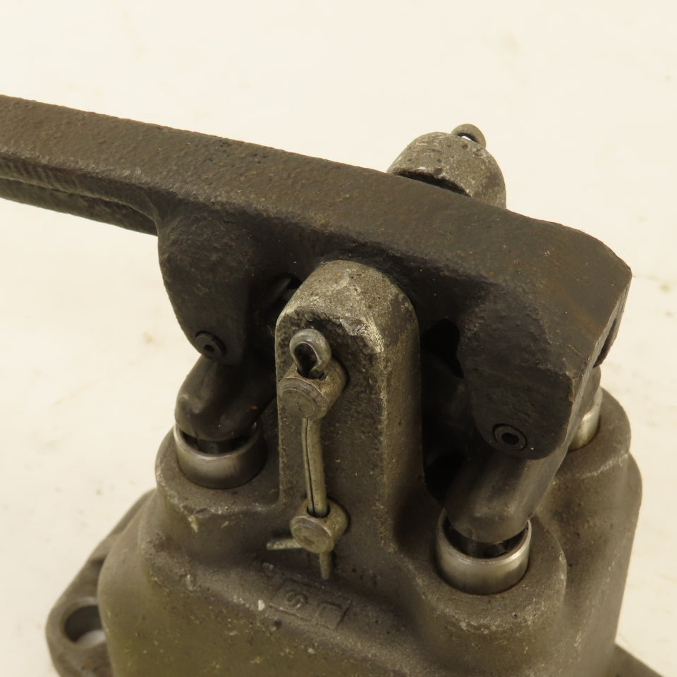 4 Port 2 Way Pneumatic Air Manual Rocker Valve