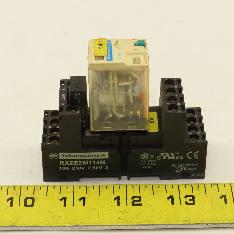 Telemecanique RXM4GB2BD 24VDC Cube Relay W/ Socket Lot Of 3