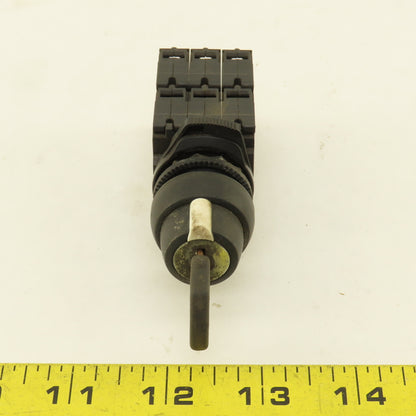 Allen Bradley 3 Position Keyed Selector Switch 600V 10A