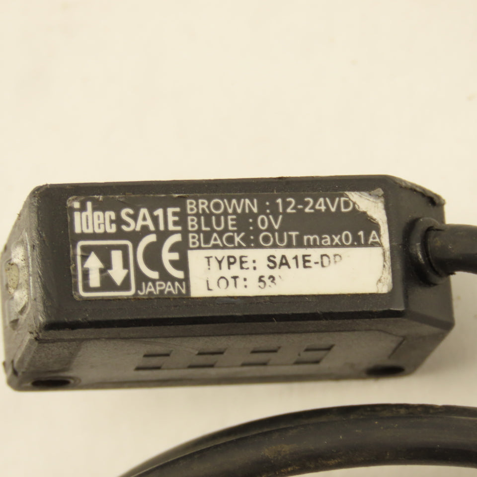 Idec SA1E-DP 12-24VDC Photoelectric Switch