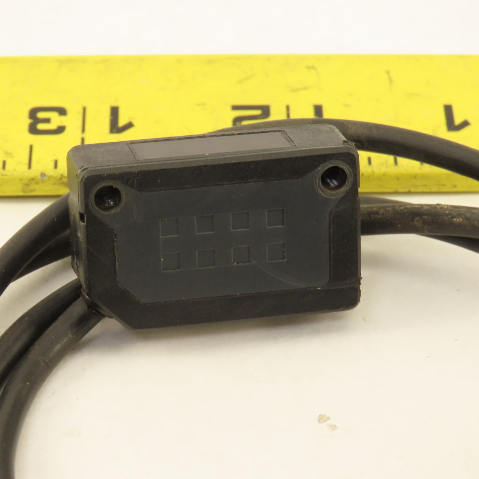 Idec SA1E-DP 12-24VDC Photoelectric Switch