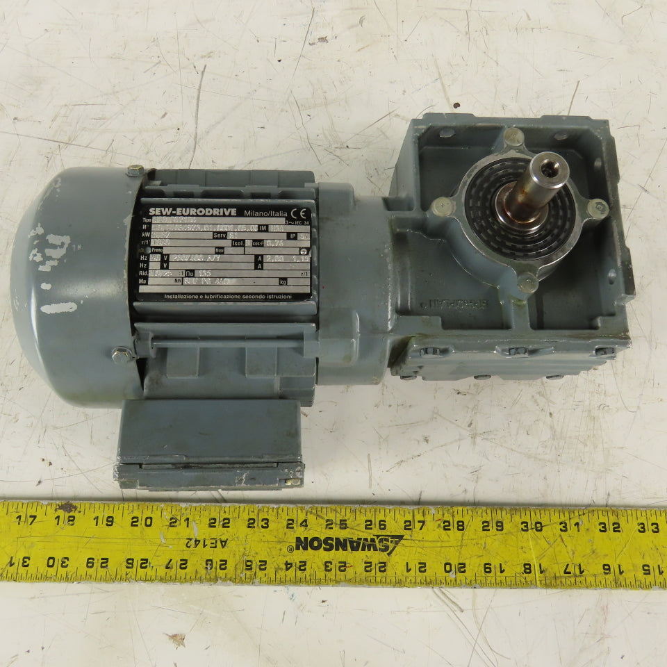 Sew Eurodrive W30 DT71D4 10.25:1 Ratio 135RPM 230/400V Gear Motor 0.37kW 50Hz