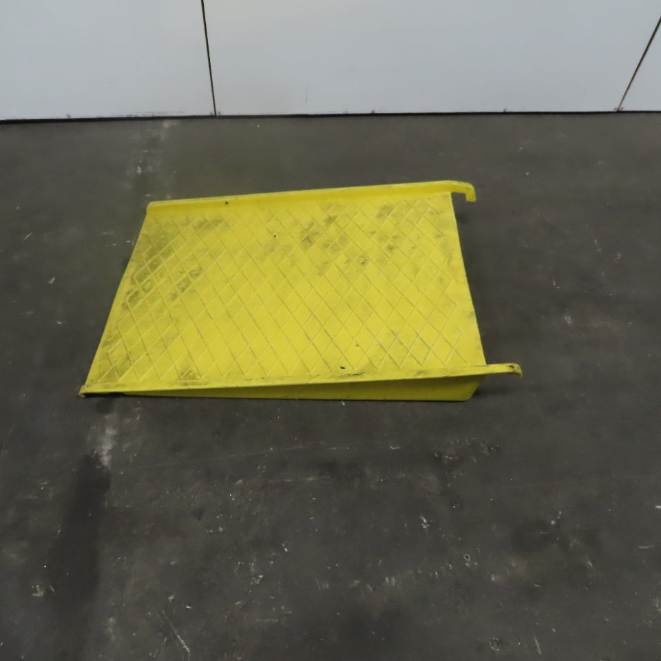 Drum Spill Containment Pallet Ramp 30" Wide x 42-1/2" Long