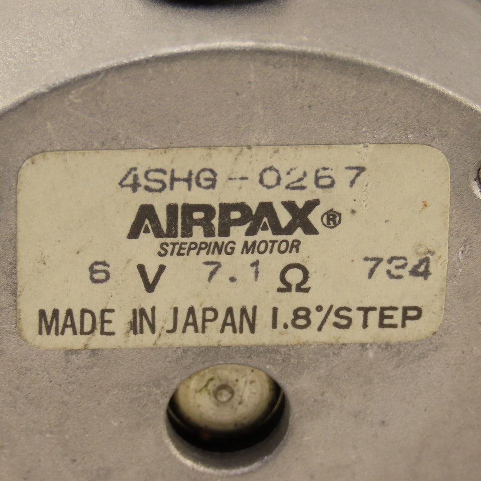 Airpax 4SHG-0267 Stepper Motor 1.8°/Step 6V 7.1 Ohm 1/4" Shaft