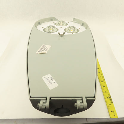 American Electric ATBM P40 MVOLT R5 MP LED Parking Lot Light 150-400W Damaged