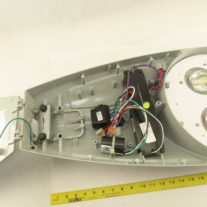 American Electric ATBM P40 MVOLT R5 MP LED Parking Lot Light 150-400W Damaged
